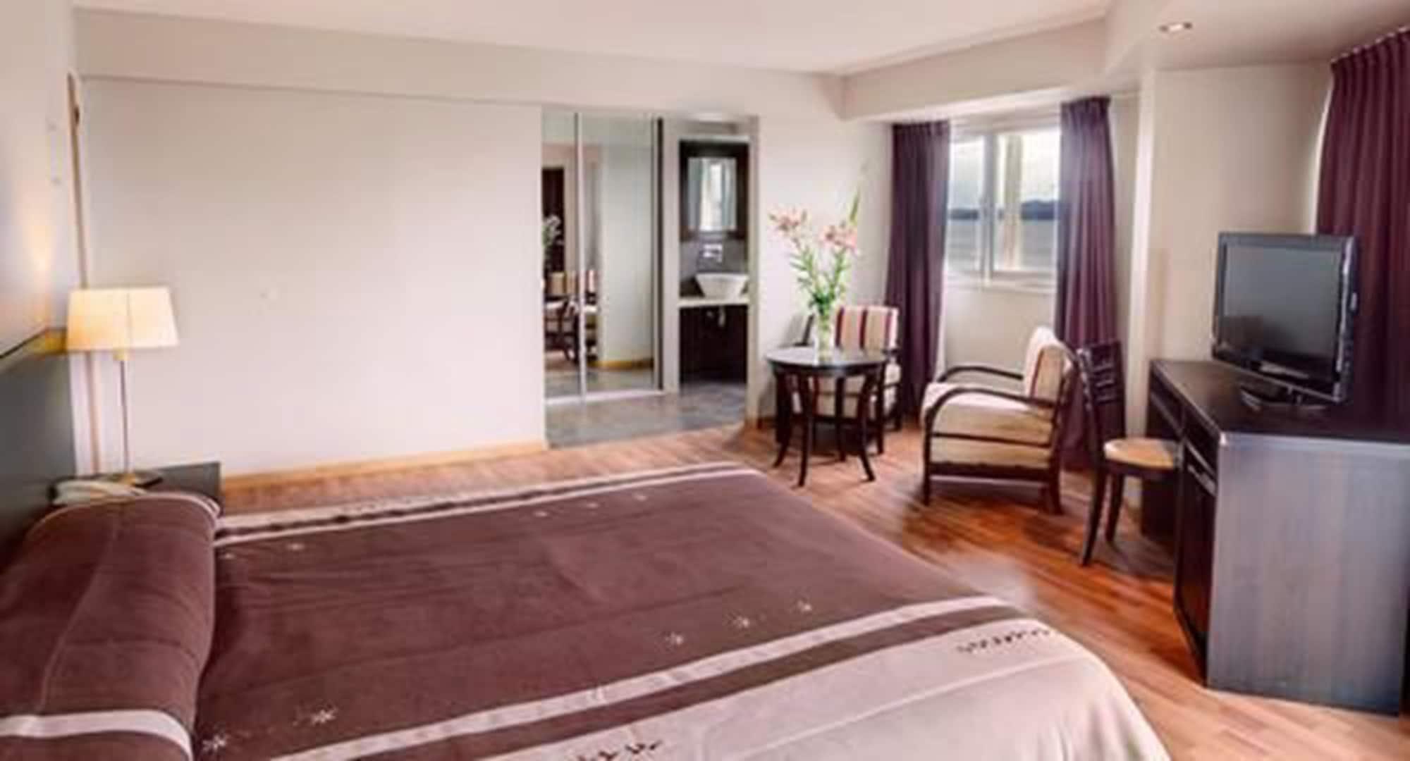 Hotel Alt Interlaken Сан-Карлос-де-Барилоче Экстерьер фото